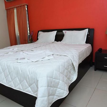 Hotel Subhalakshmi Palace Karaikudi Kültér fotó