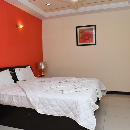 Hotel Subhalakshmi Palace Karaikudi Kültér fotó